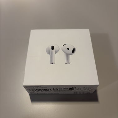 AirPods 4