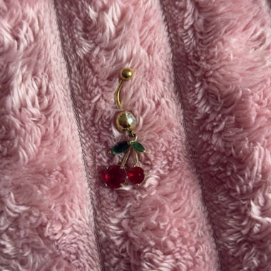 Cherry Belly Piercing
