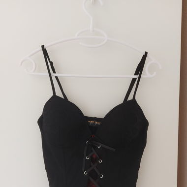Bustier punk