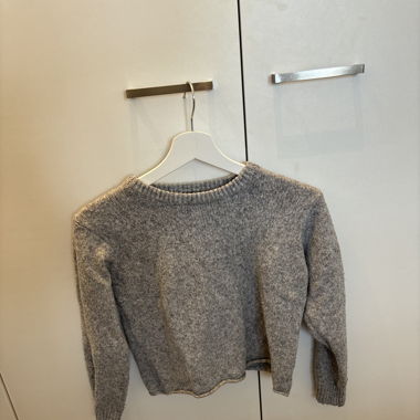 Grey Knit Sweater by Brandy Melville