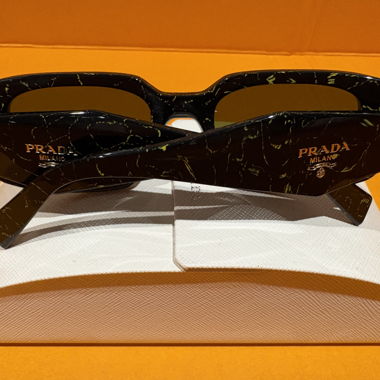 Occhiali da sole Prada nero/marrone