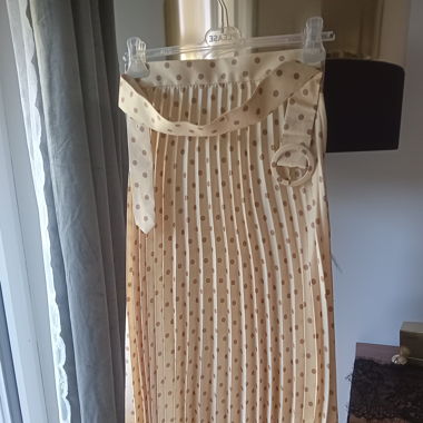 Eleganter plissierter Rock