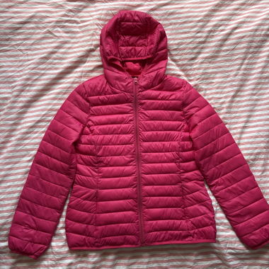 Giacca imbottita rosa con cappuccio
