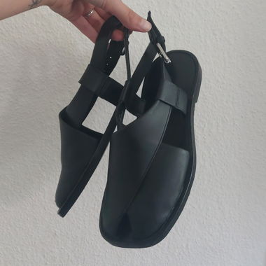 Schwarze Slingback-Sandalen von COS