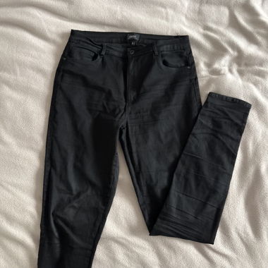 Schwarze Jeans Grösse 34/XL