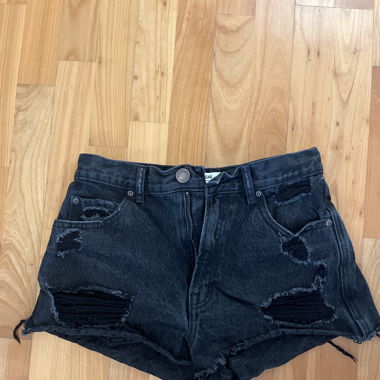 kurze Jeans schwarz
