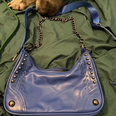 Sac bandoulière à chaîne bleue