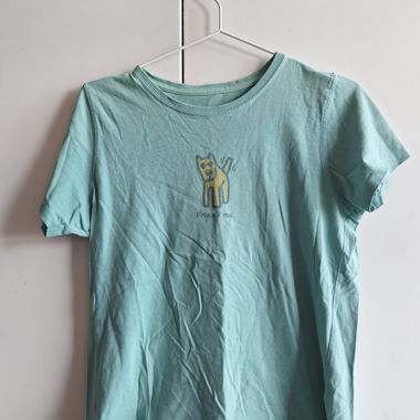Blaues T-Shirt