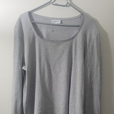 Maglia a maniche lunghe grigia di Janina