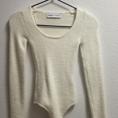 Body soffice crema Bershka XS