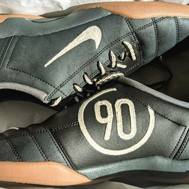 Nike T90
