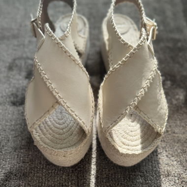 Chloé Keilabsatz-Sandalen crème aus Seil und Leder