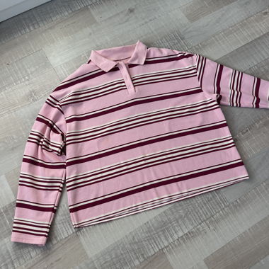 Rosa gestreifter Langarm-Poloshirt