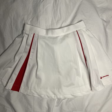 2000s tennis skirt