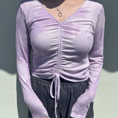 Longsleeve lilla con arricciature
