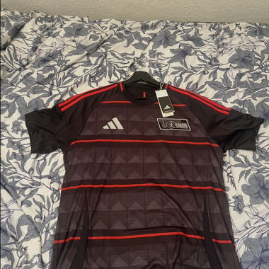 Maglia Adidas nero/rosso Union Berlin