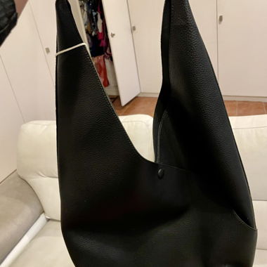 Vendo borsa grande nera a spalla 