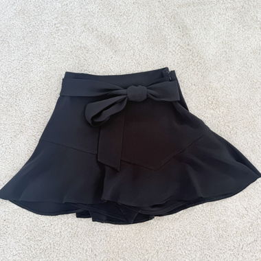 Skort nero elegante di Zara con fiocco