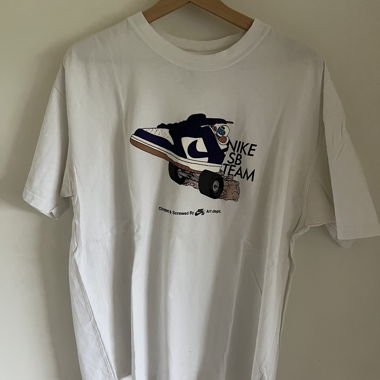 T-Shirt Nike SB