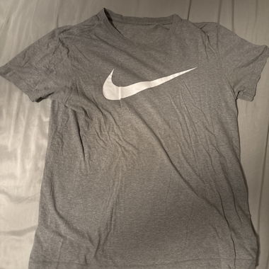 Nike t-shirt