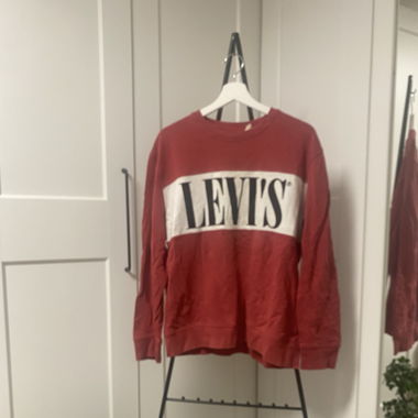 Pullover Levis