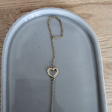 Goldenes Armband mit Ring und Herz Anhänger 