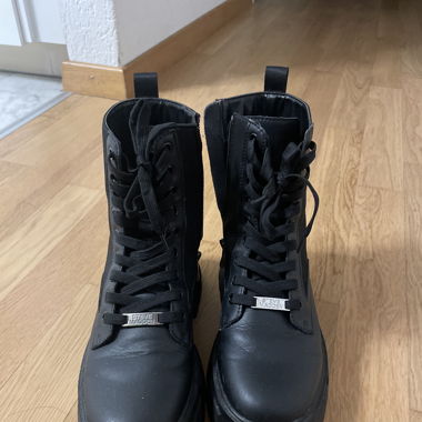 boots