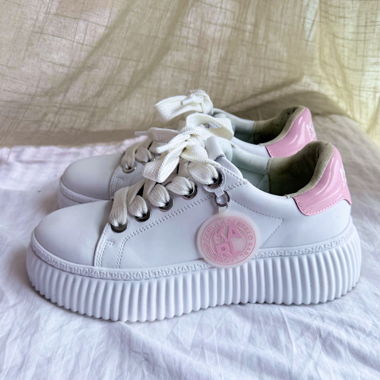 Baskets Karl Lagerfeld roses