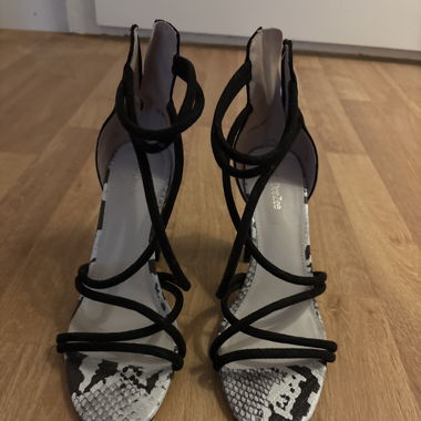 Schuhe