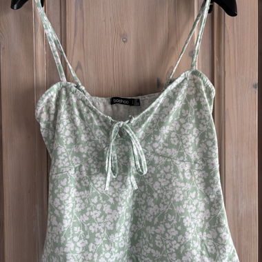 Boohoo Spaghettitop floral