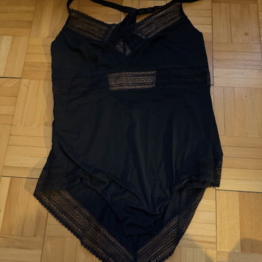 Body noir en dentelle