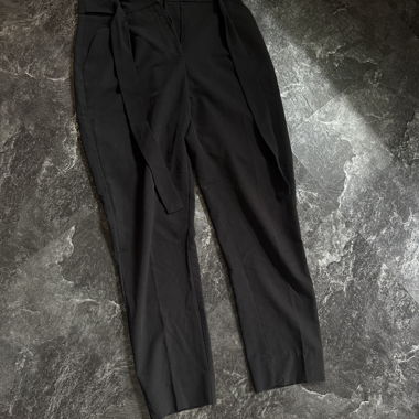 Pantaloni in tessuto neri con cintura annodata