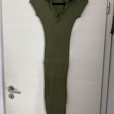 Kleid-Armeegrün