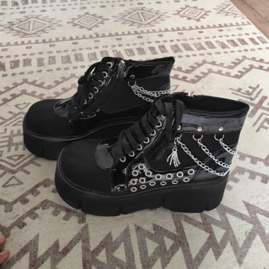 Bottes de combat gothiques femme taille 43
