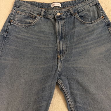 Jeans droit en denim ZARA