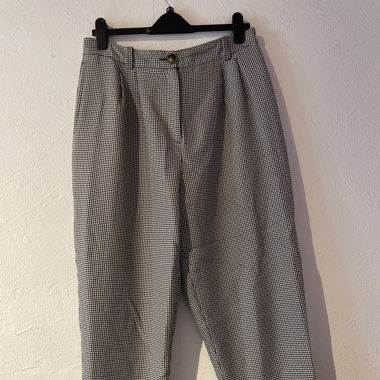 Weite Stoffhose 