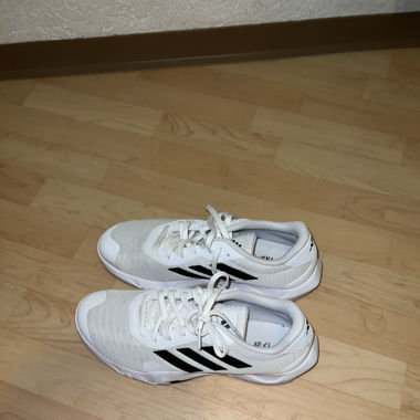 Sport Schuhe