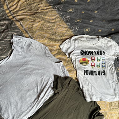 T shirt taille M 