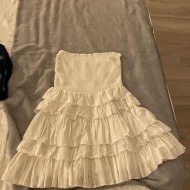 Abito in pizzo bianco Abercrombie and Fitch