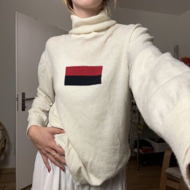 turtle neck lamb wool sweater