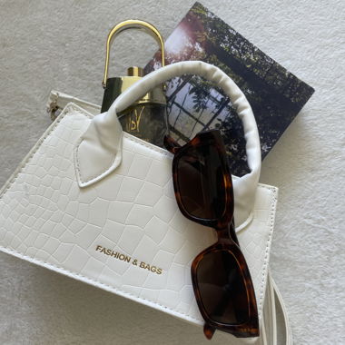 White crossbody bag