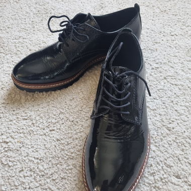 chaussures noir neuves !