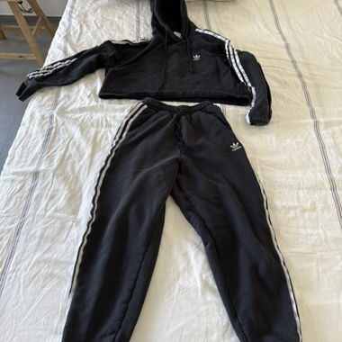 Adidas Hoodie-Anzug