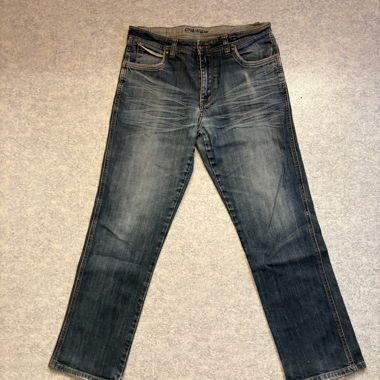 G3000 William Jeans