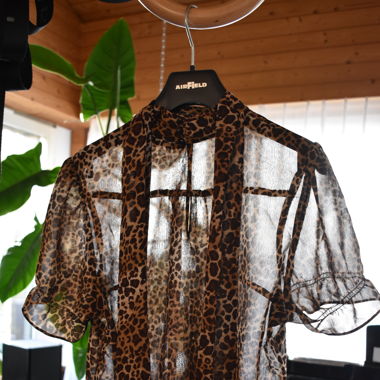 Leo Print blouse