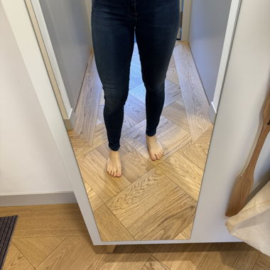Guess Jeans