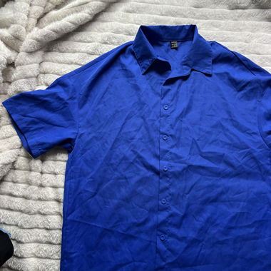 Chemise bleu roi