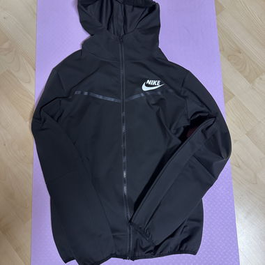 Giacca Nike Windrunner – Taglia M
