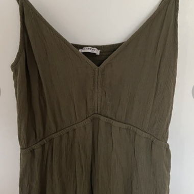 Combinaison vert olive