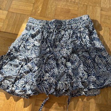 Floral Print Zara skirt with built it shorts 